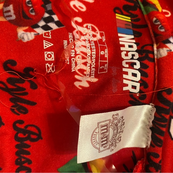 NASCAR Kyle Busch M&M 18 racing shirt - Picture 2 of 3